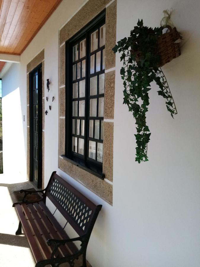 Villa Solar dos Avós Sabrosa Exterior foto